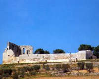 Gravina in Puglia. Castello, veduta generale esterna